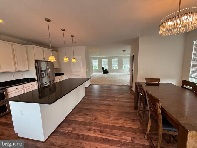 Foto del edificio - 14752 Malloy Ct