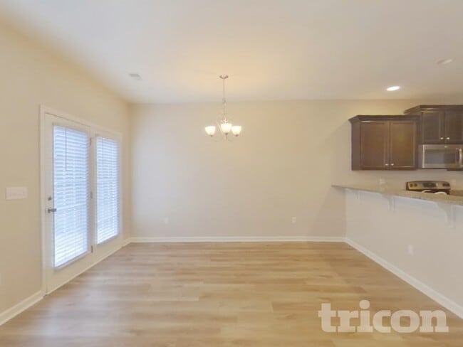 Building Photo - 128 Dunnsmore Dr