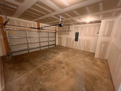 Foto del edificio - 1113 Caswell Way Ct