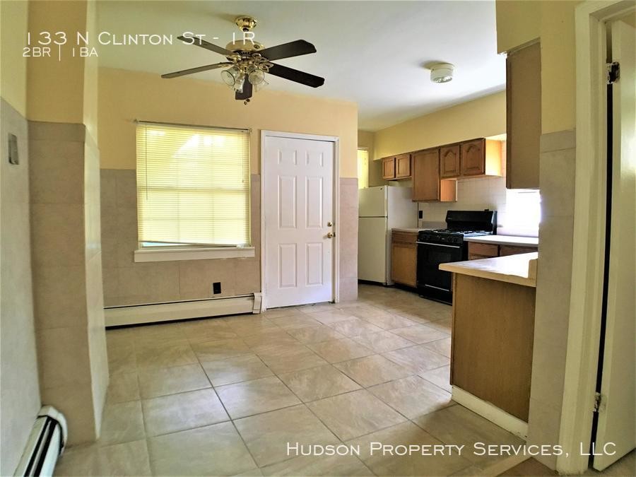 Primary Photo - 133 N Clinton St