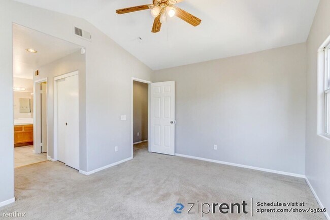 Foto del edificio - 4 br, 2.5 bath House - 4839 Ebony Ridge Rd...