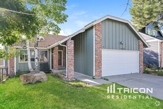 Building Photo - 3606 S Gibralter Cir