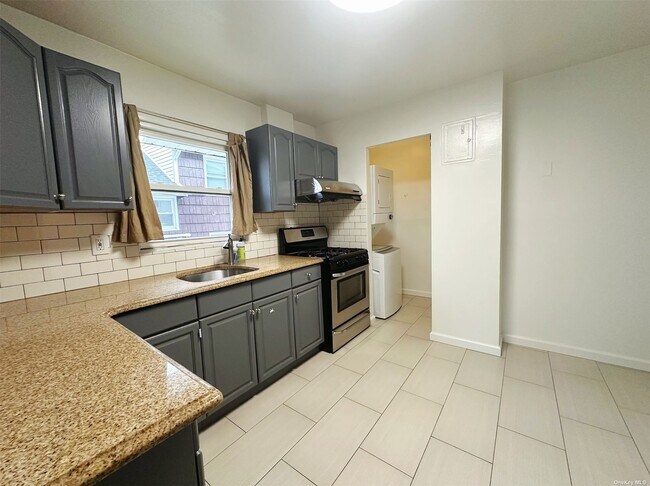 Foto del edificio - 57-47 226th St