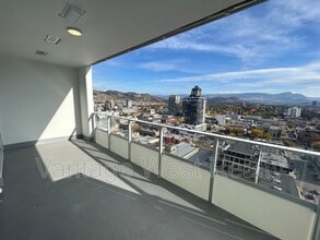 Building Photo - 1626 Water St