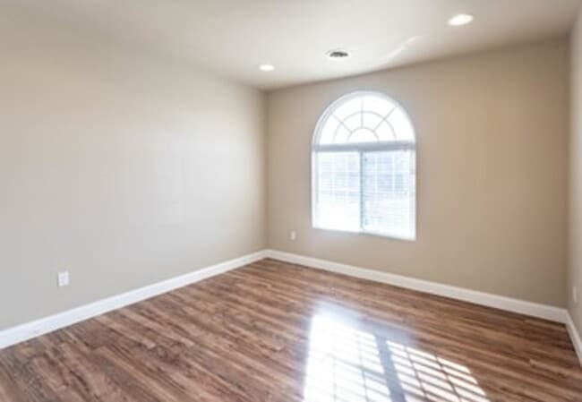 Interior Photo - The Grand