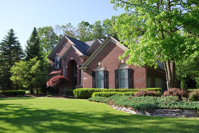 Foto del edificio - 9305 Amherst Dr