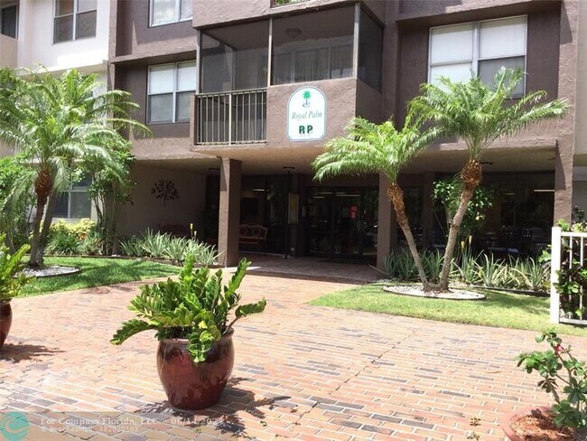 Foto del edificio - 777 S Federal Hwy