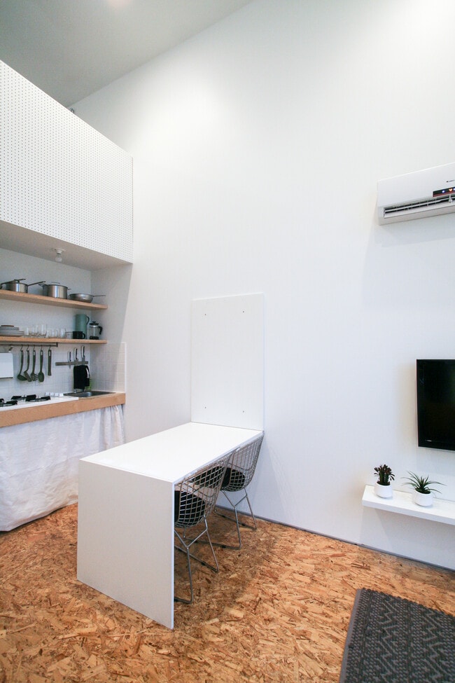 Building Photo - 3544 W Palmer St