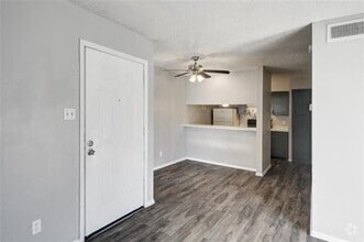 Building Photo - 5612 Boca Raton Blvd