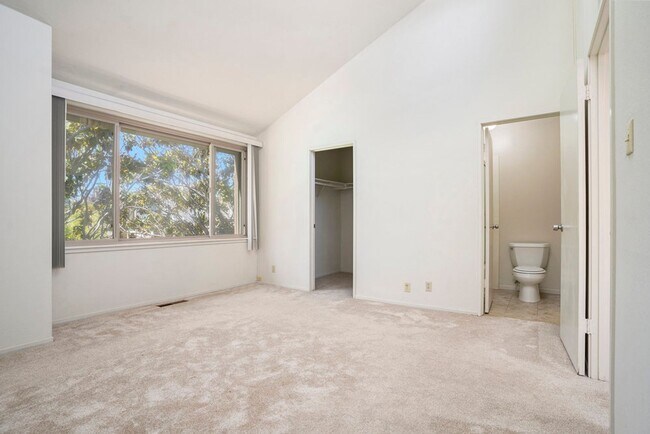 Building Photo - 3336 Solomon Ln