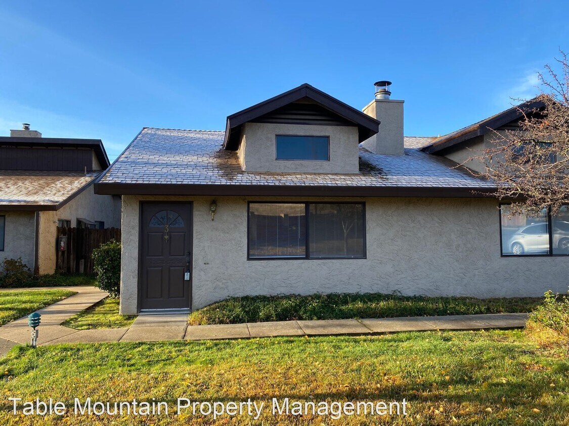 Primary Photo - 2 br, 2 bath House - 3 Segura Dr