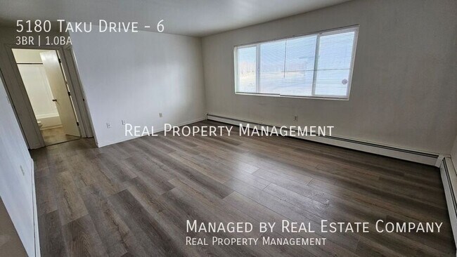 Foto del edificio - 5180 Taku Dr