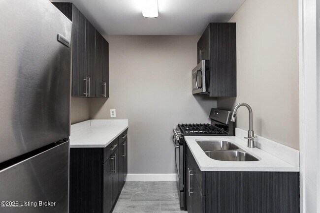 Foto del edificio - 909 Ash St