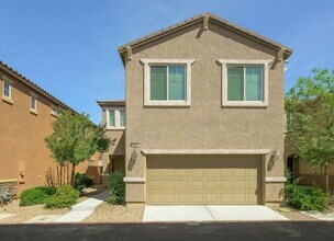 Building Photo - 614 Taliput Palm Pl