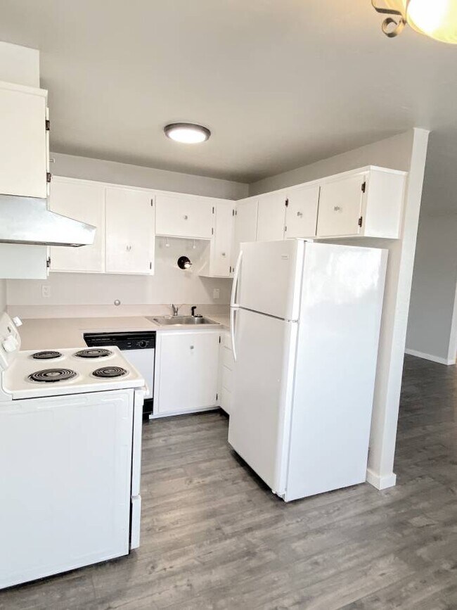 Foto del edificio - 715 N 85th St