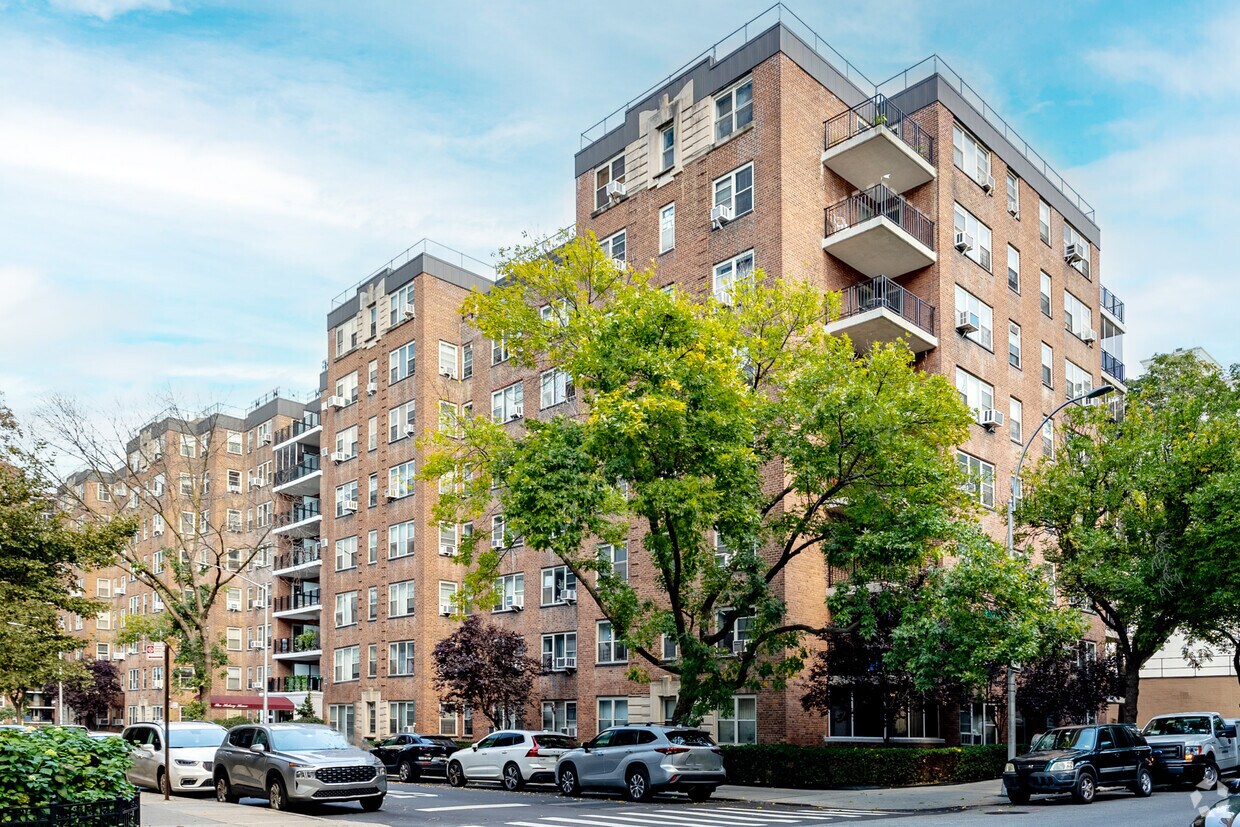 The Halsey House Apartments in Queens, NY