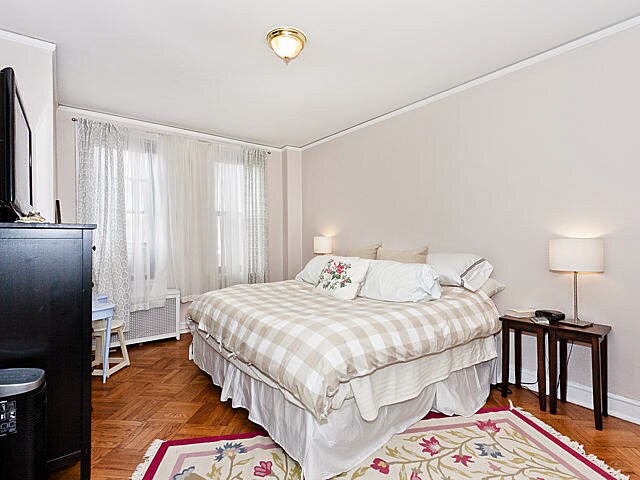 Las tiendas de Gilbert Commons - 2052 N Lincoln Park W