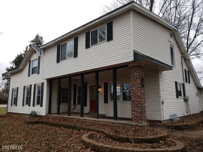 13179 Olden Rd, Ripon, WI 54971 Apartment for Rent in Ripon, WI