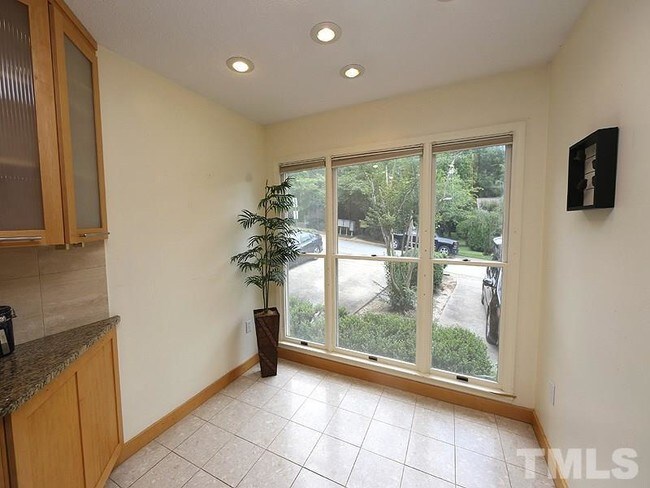 Cocina Comedor - 102 Mallard Ct
