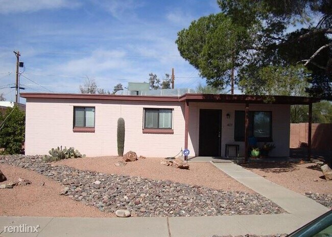 Building Photo - 3 br, 1 bath House - 4655 E 14th St