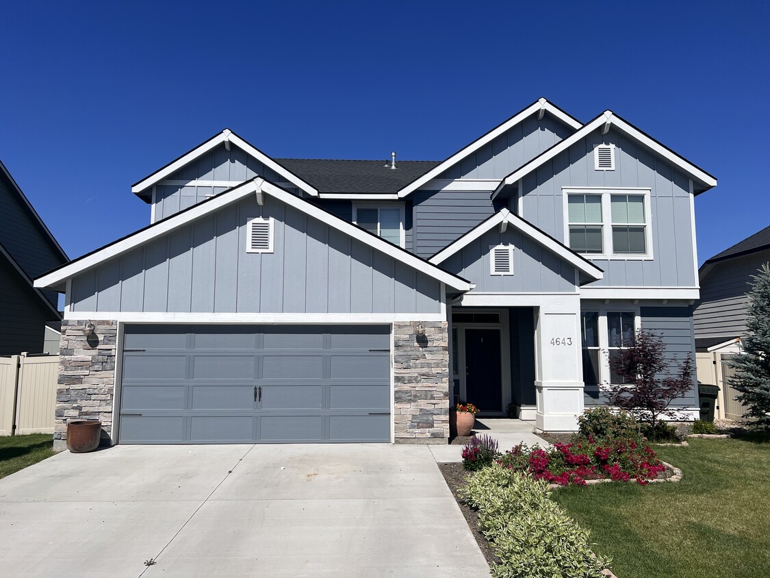 4643 S Martinel Way, Meridian, ID 83642 House for Rent in Meridian
