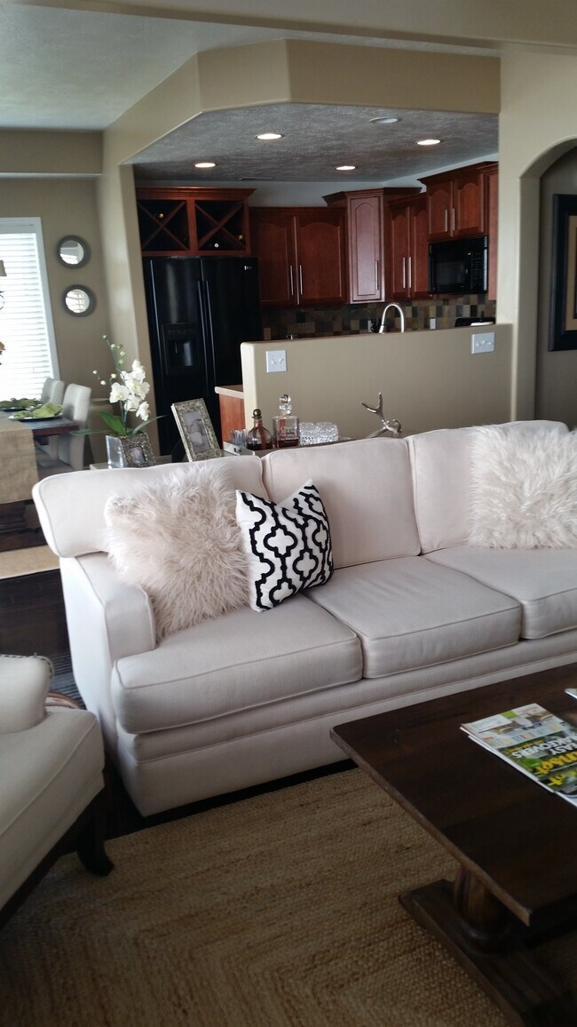 Foto del edificio - 13437 S Corbin Valley Dr