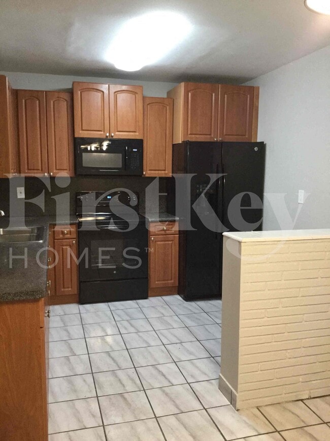 Foto del edificio - 7925 Indigo St