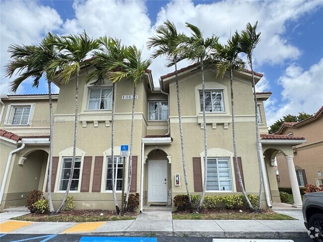 Building Photo - 10833 NW 83rd St