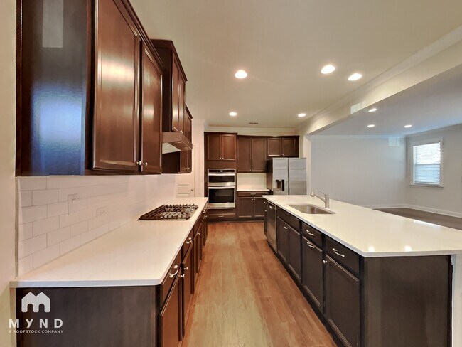 Building Photo - 3150 McMurtry St