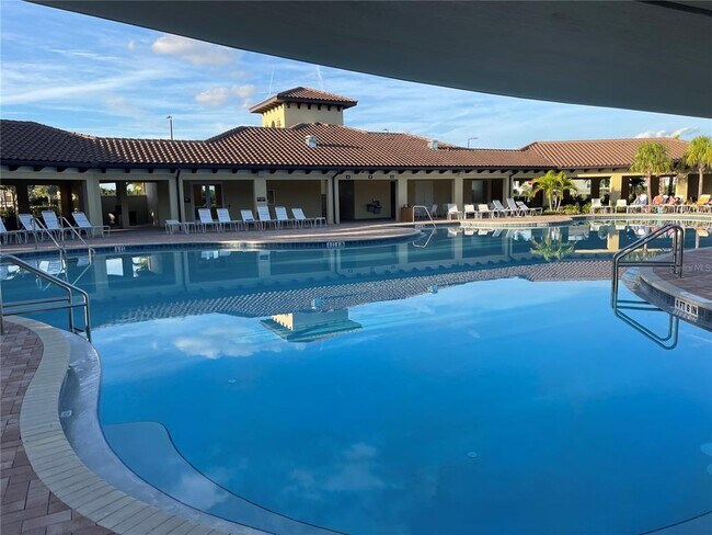 Foto del edificio - 18324 Canopy Pl