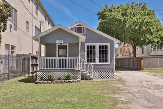 Building Photo - 1204 Birdsall St
