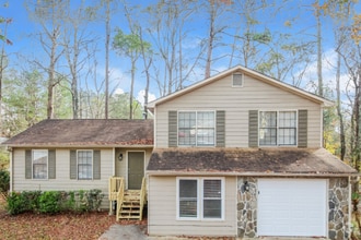 Building Photo - 110 Lupine Ct