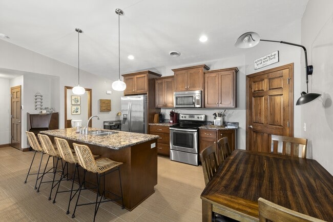 Building Photo - 1064 W Willis Wy