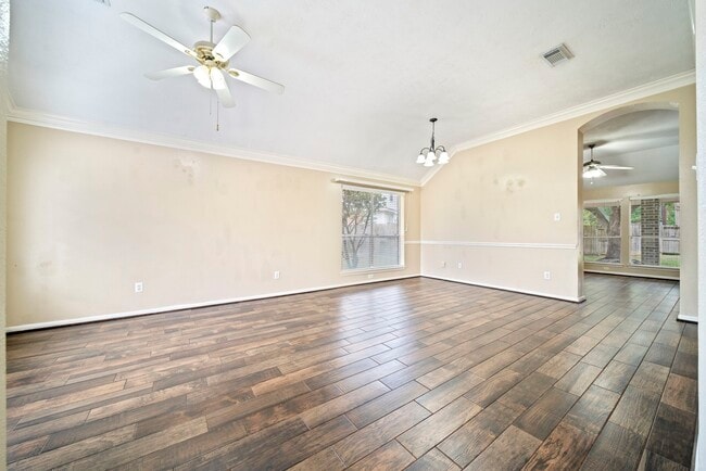 Building Photo - 7530 Alderly Dr