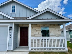 Building Photo - 515 Fig Tree St