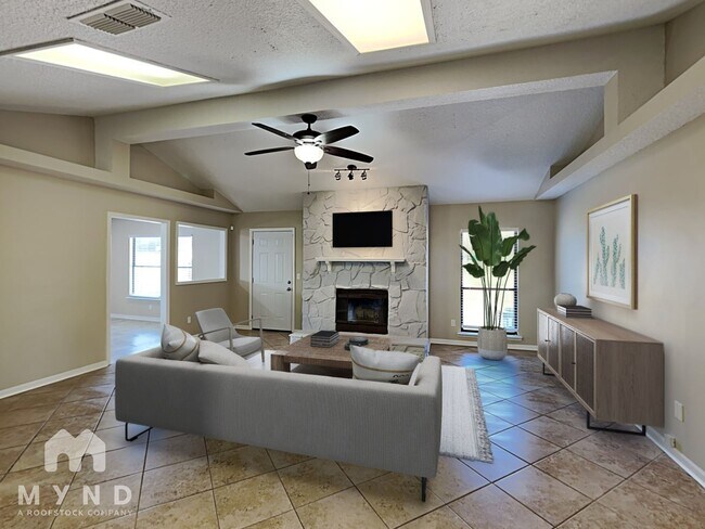 Building Photo - 7978 Lavender Ln