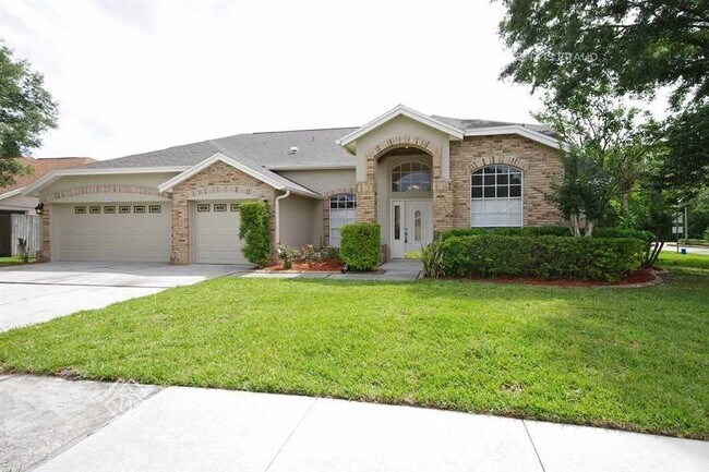 Foto del edificio - 1450 Thornhill Cir