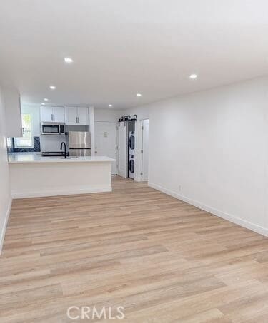 Foto del edificio - 17000 Burbank Blvd