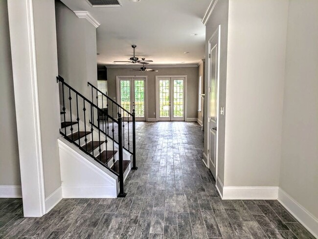 Building Photo - An amazing Townhouse for people who like big open space down Bedroom 4 Bathroom 3.5