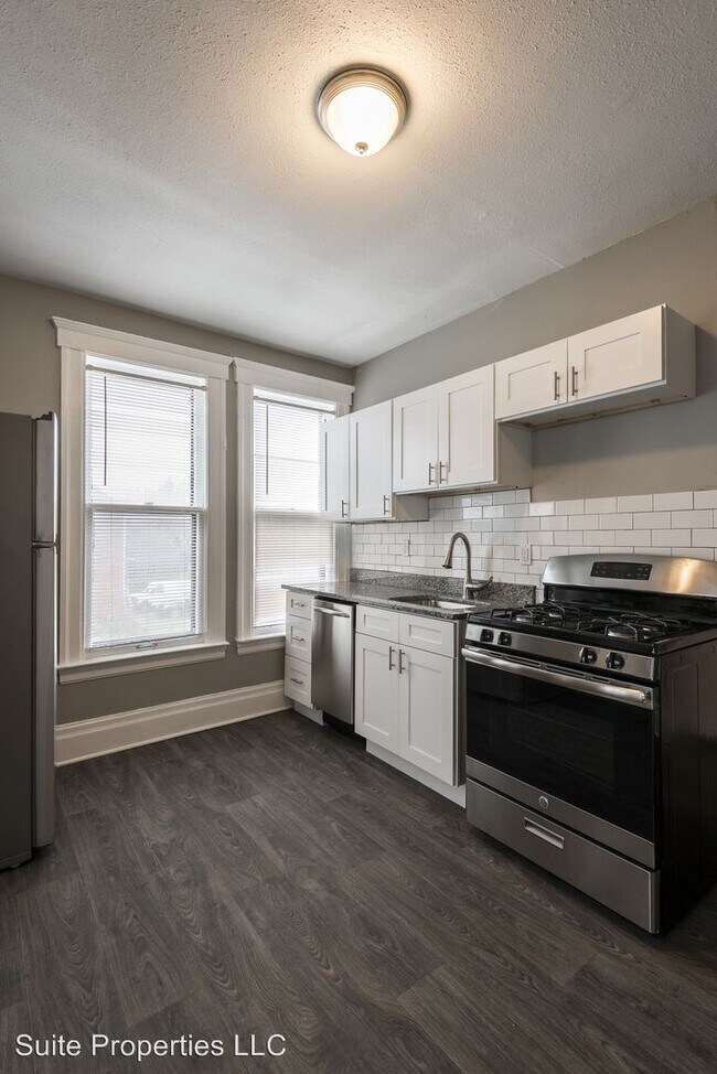 Foto del edificio - 4864 Commonwealth St