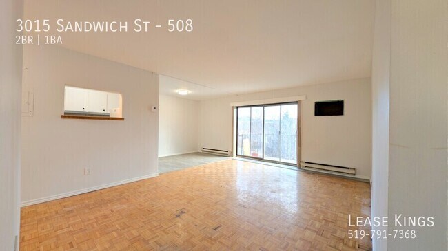 Building Photo - 3015 Sandwich St.