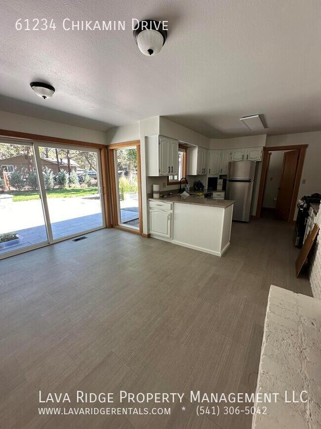 Building Photo - 61234 Chikamin Dr