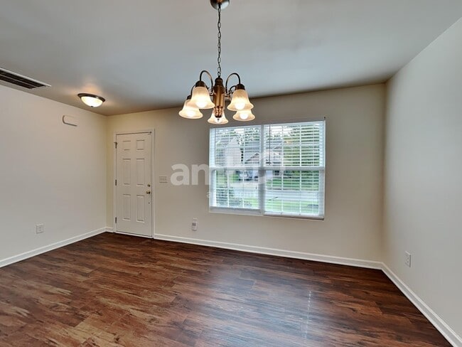 Building Photo - 301 Groves Stone Dr