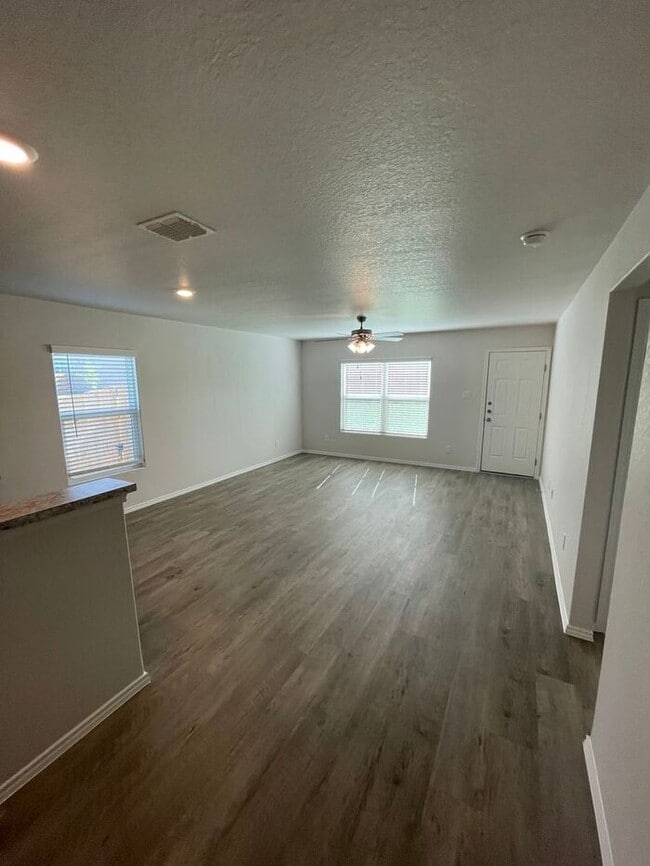 Building Photo - *Home For the Holidays Special* BRAND NEW ...