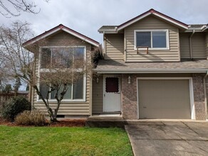 Building Photo - 172 62nd Pl