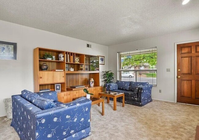 Foto del edificio - 1708 S Lee St