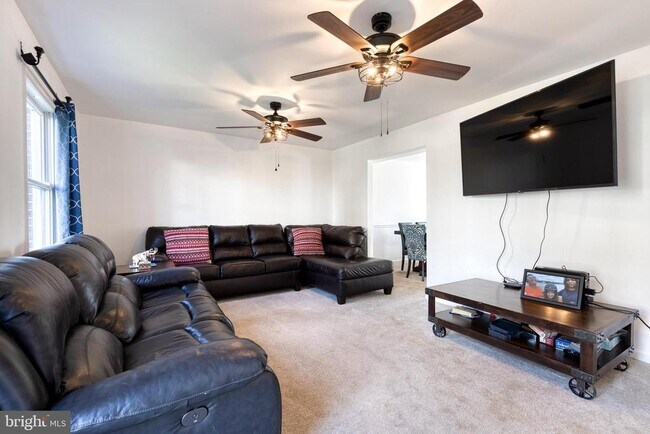 Foto del edificio - 10595 Blue Bell Way
