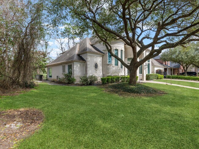 Foto del edificio - 15318 Beecham Dr