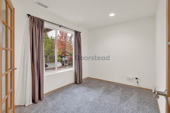 Building Photo - 9173 228th Way NE