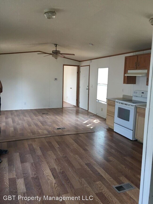 Building Photo - 5201 Azle Ave